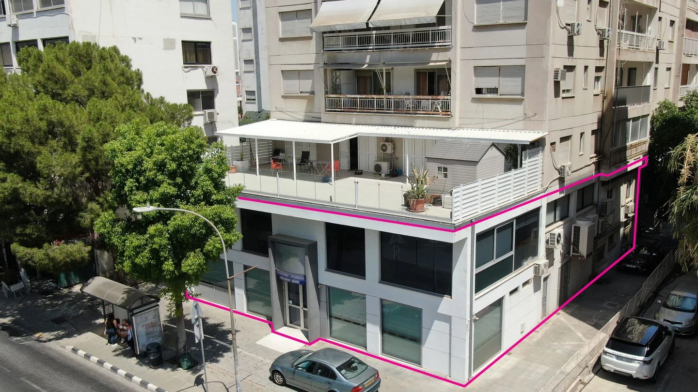 Office Unit in Agioi Omologites Nicosia, image 1