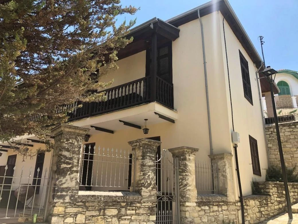 Traditional house in Lefkara Larnaca, image 1